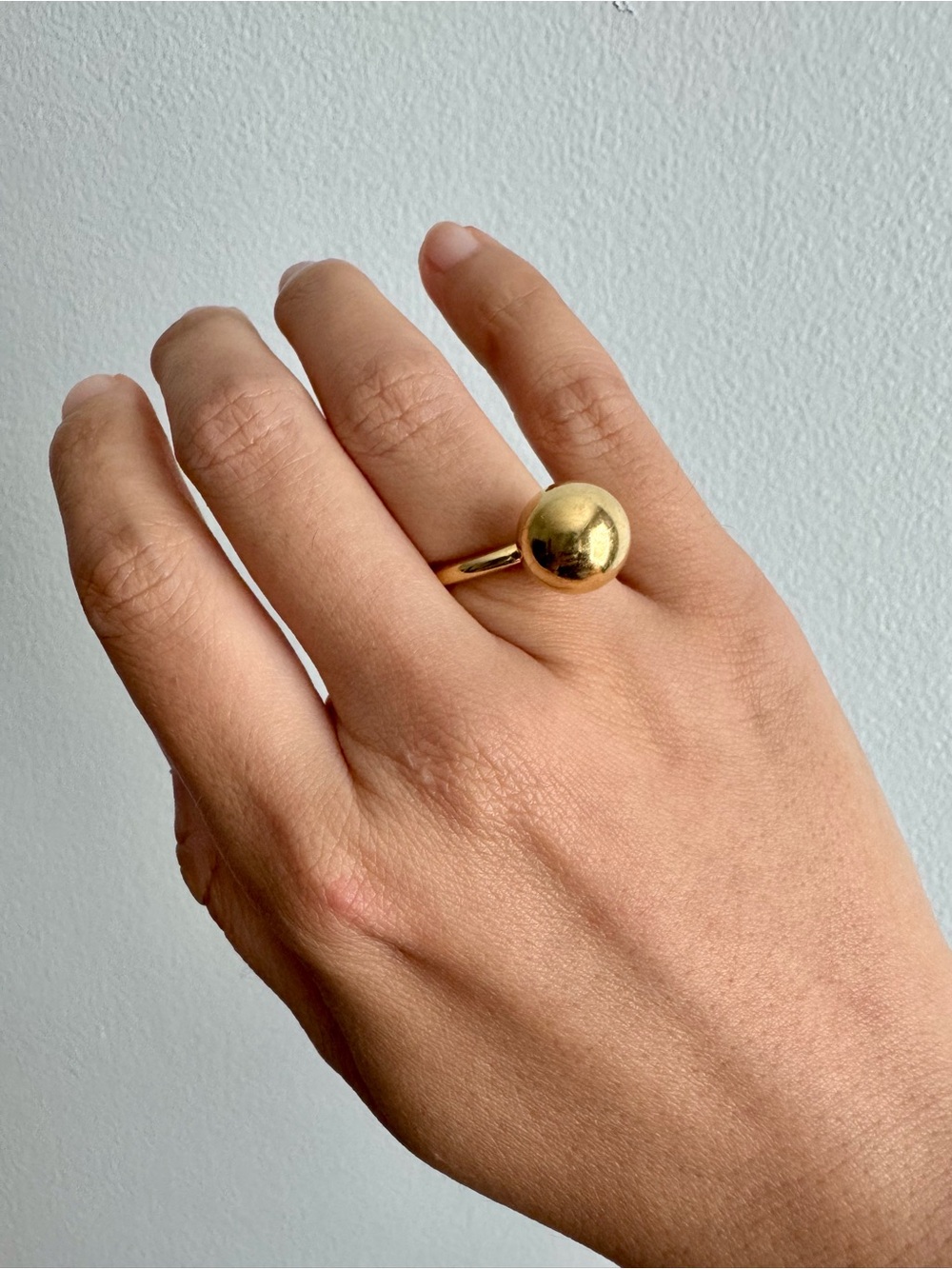 Tiffany & Co 18K Yellow Gold Large HardWear Ball Ring - Picture 2 of 11